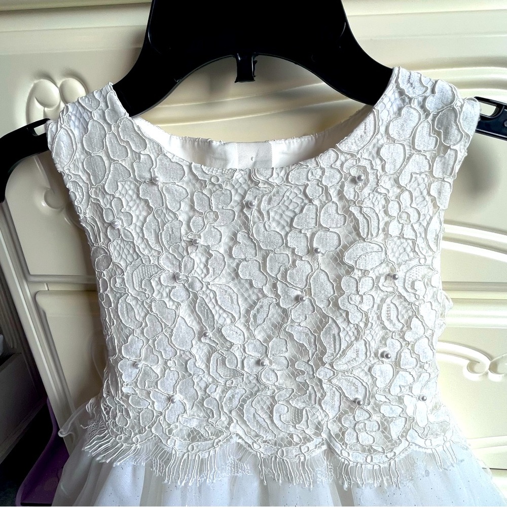 Alice Pi Little Girls Ivory Lace / Tulle Flower Girl / Communion Dress.  Size 4 - Picture 2 of 12